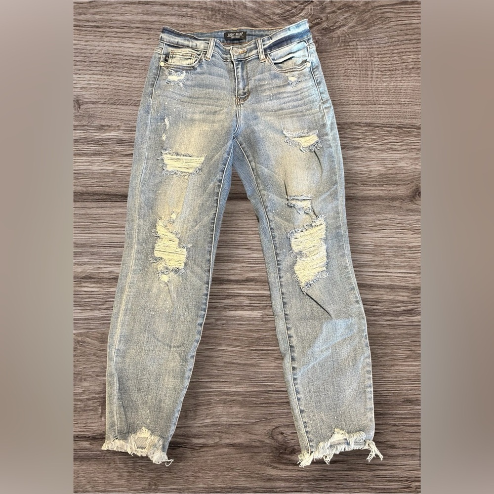 Judy Blue Jeans | Mid Rise Boyfriend-fit  Light Wash  28/7 Light Blue